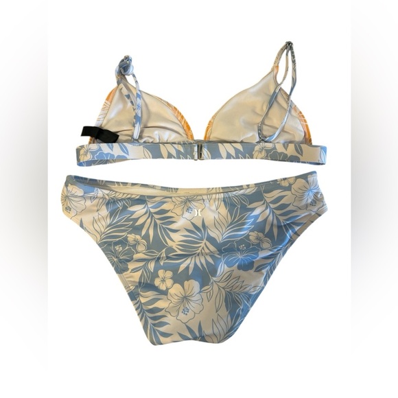 Hurley Two Piece Bikini Swimsuit Hawaiian
Print Large - Picture 3 of 5